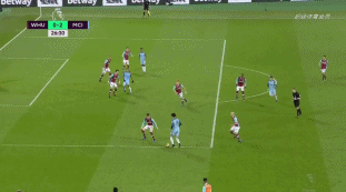 记者：佩林出现肌肉疲劳，将缺席尤文与乌迪内斯的意杯1／8决赛（因肌肉疲劳，佩林无缘尤文对乌迪内斯的意杯16强战）