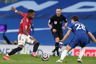 浙江稠州五人得分上双力克新疆，小组第一出线（浙江稠州五将上双击退新疆，锁定小组头名出线）