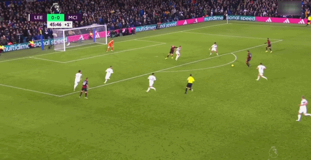 在上海旅游的奇塔迪尼重返海港俱乐部，拜访昔日教练和队友（奇塔迪尼上海行：重返海港俱乐部探望旧帅旧友）