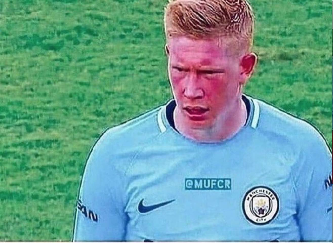 同位置球员差距明显（同位置球员实力差距显著）