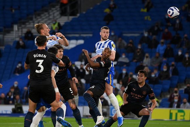 接近神不代表能超越神，科比距离乔丹的差距还是有质的差距（逼近不等于超越：科比与乔丹仍有质的鸿沟）