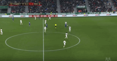 篮球位置五大角色详解（篮球五大位置角色全解析）